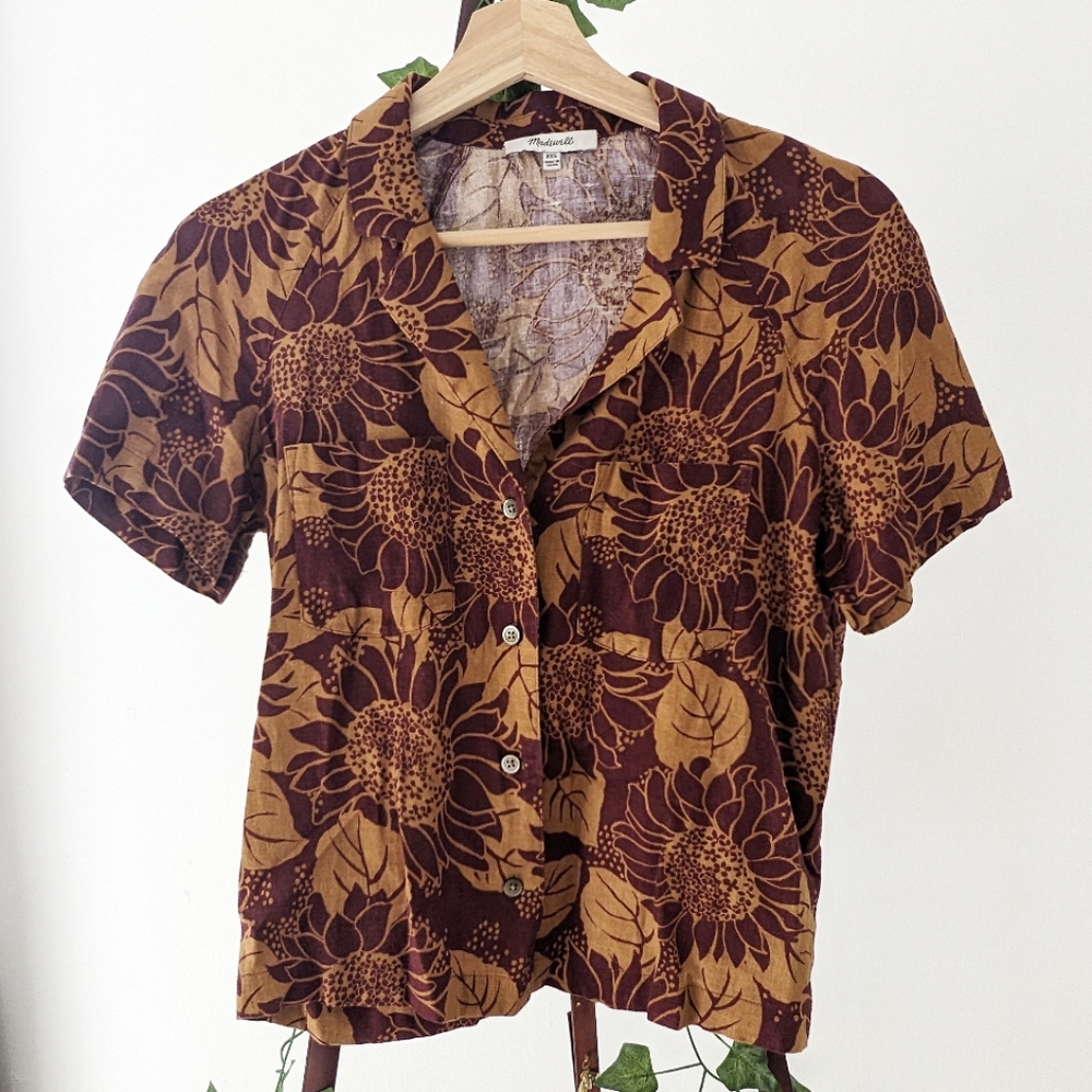 Retro Floral Button-Up Shirt